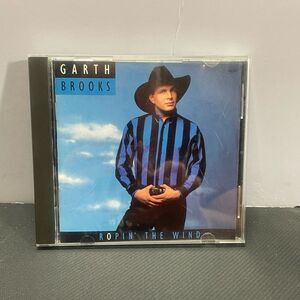 Ropin’ The Wind By Garth Brooks (CD 1991 Capitol Records) 90s Country Music
